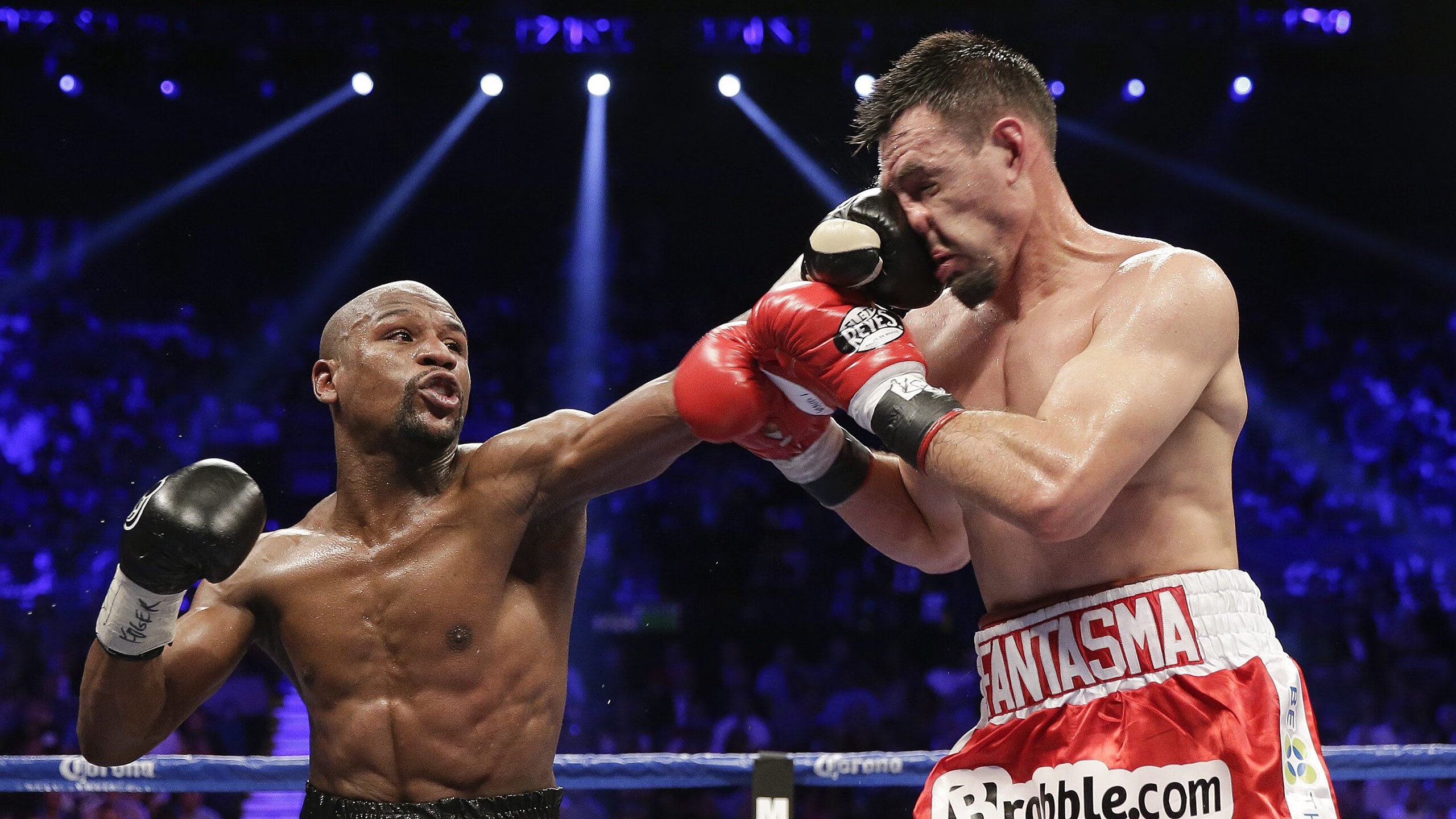 开云体育官方网站-世界杯精彩瞬间：动人心弦，令人激情澎湃！，世界杯震撼的场景